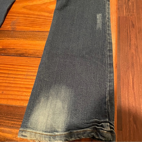 BCBG low waisted wide leg jeans 4 - Picture 4 of 8